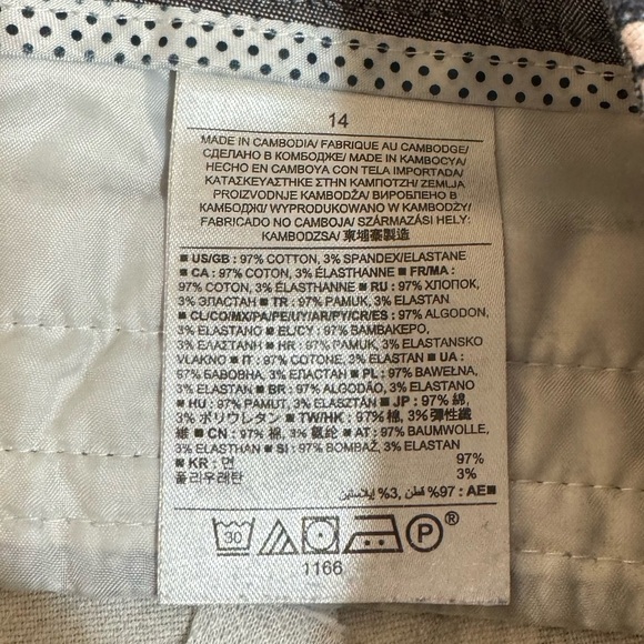 Women’s Banana Republic blue paisley print flat front Hampton fit shorts size 14 - Picture 5 of 5